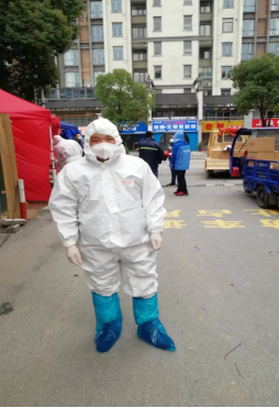 疫情當(dāng)下顯擔(dān)當(dāng)(圖2) 疫情當(dāng)下顯擔(dān)當(dāng)(圖2)